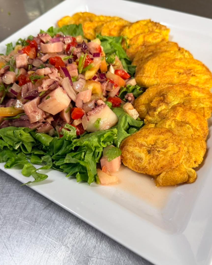 Exquisito plato del menú